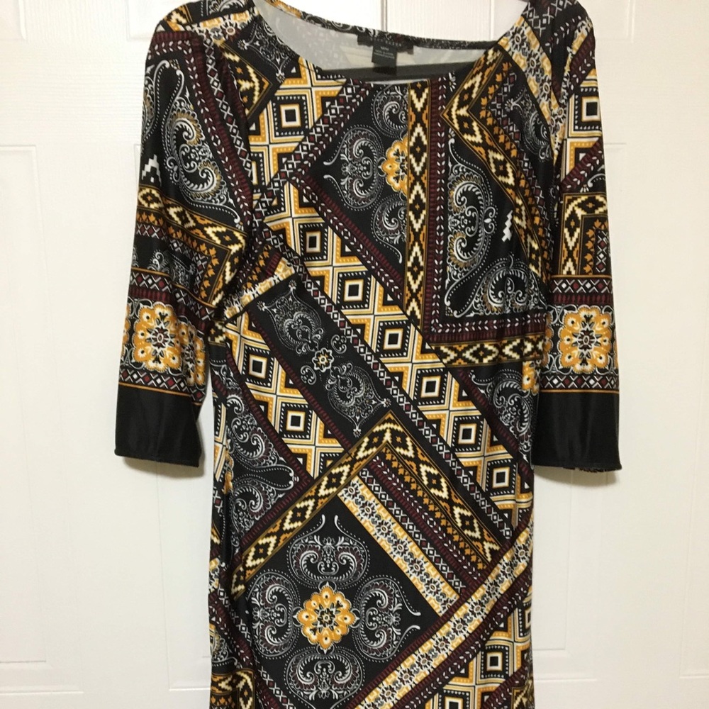 Suzy Shier Tribal-design dress, Medium